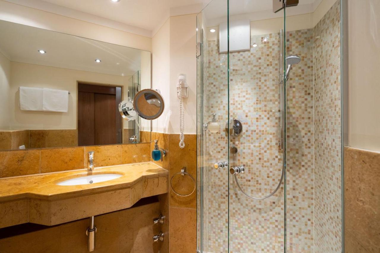 Hotel Gasthof Alte Post Holzkirchen Экстерьер фото